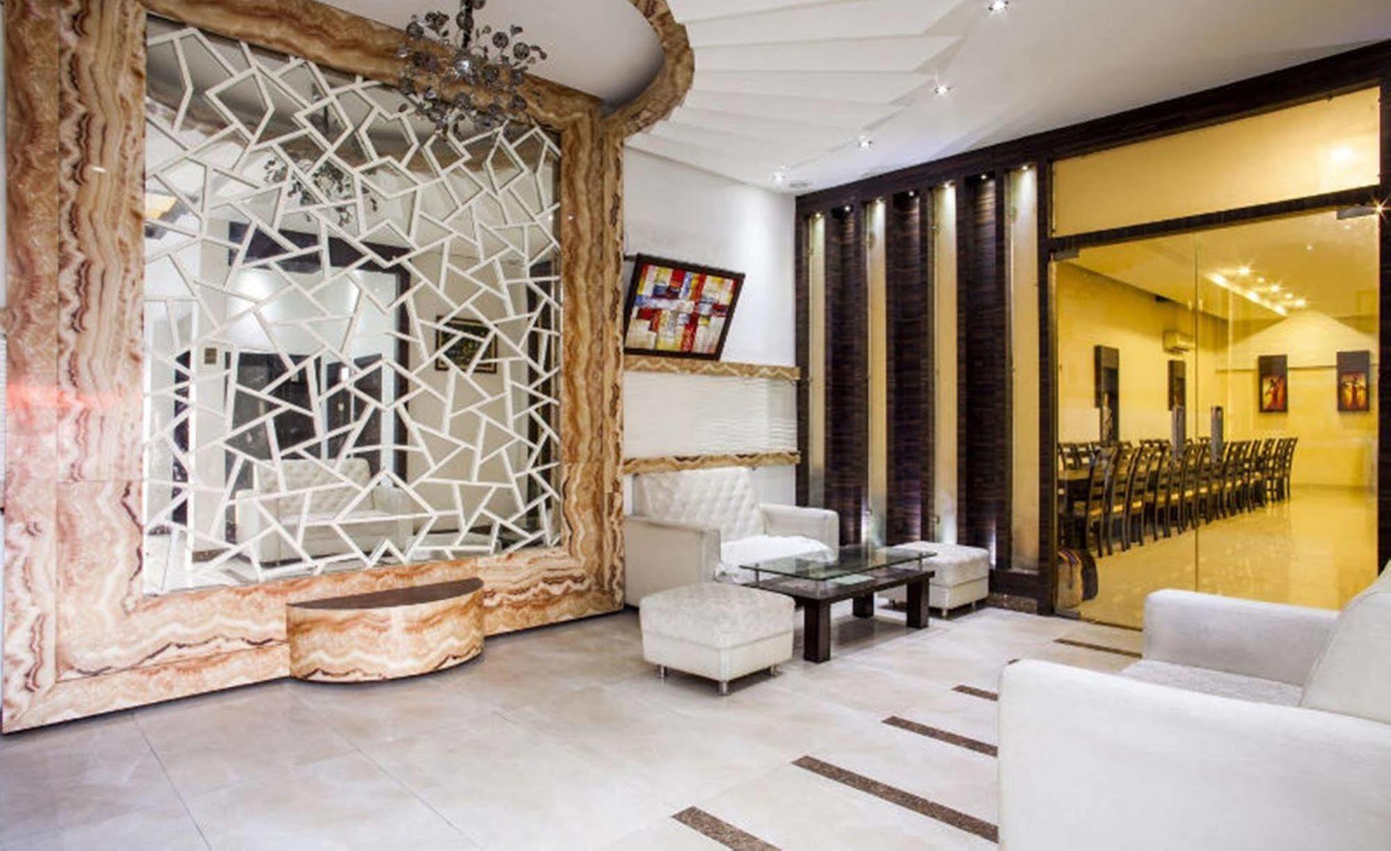 Hotel Mm Yellowuds Amritsar Exterior photo